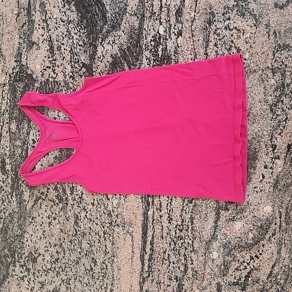 Active tank top